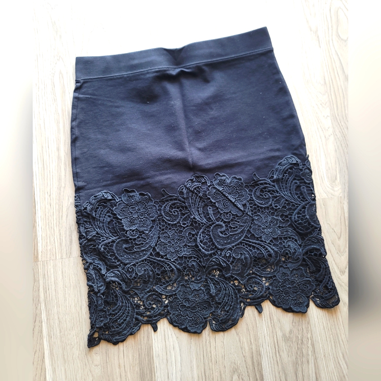 Elegant Black Skirt